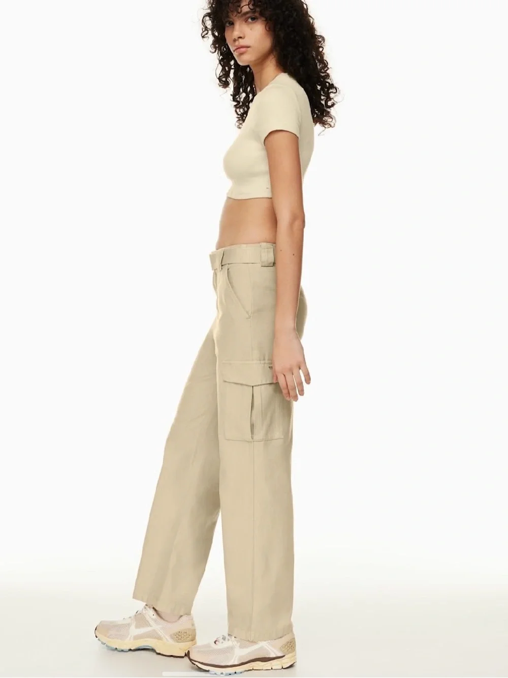 TNA Wide-Leg Cargo Pants in Light Beige